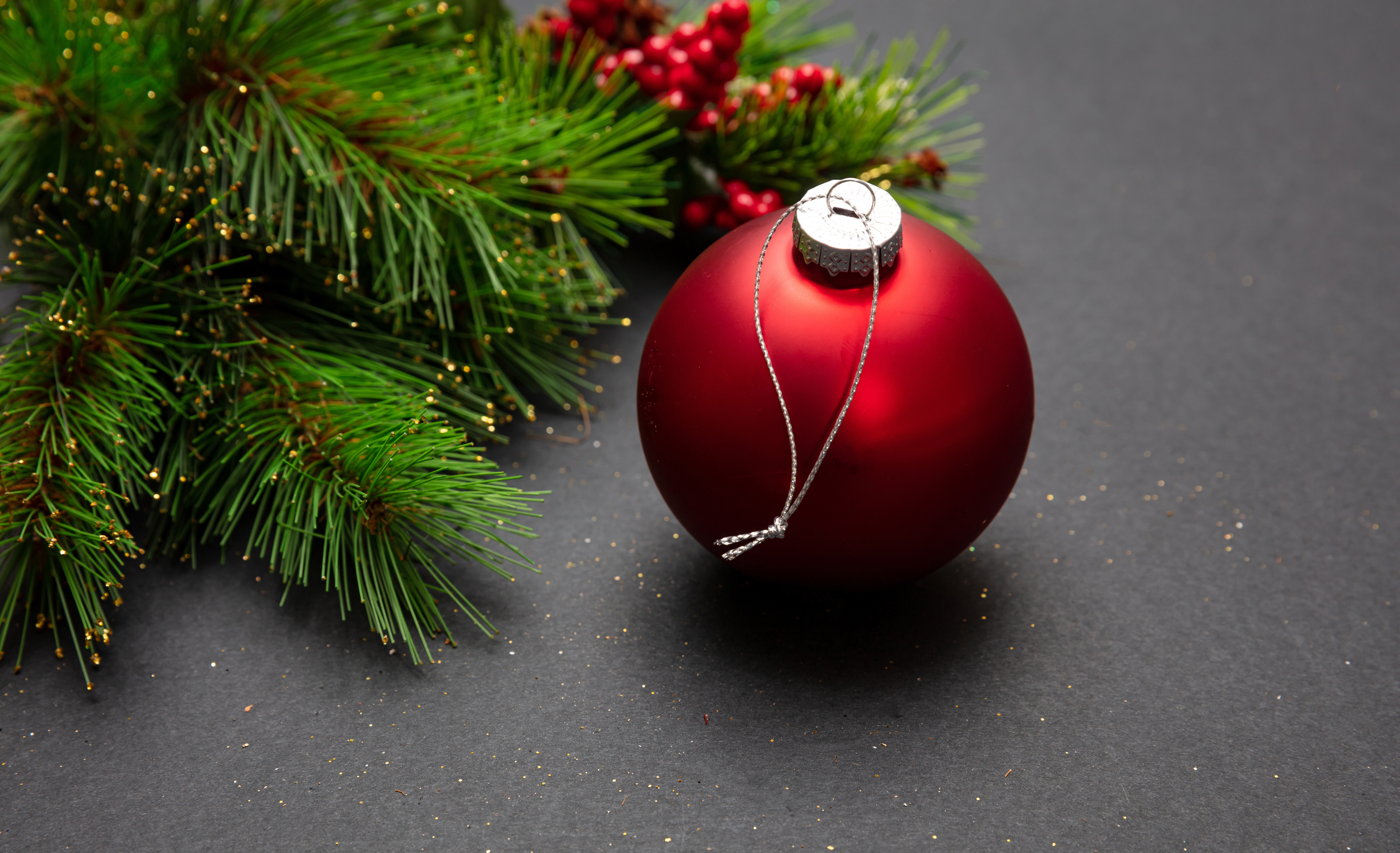 Christmas baubles wholesale – it’s high time to stock up!