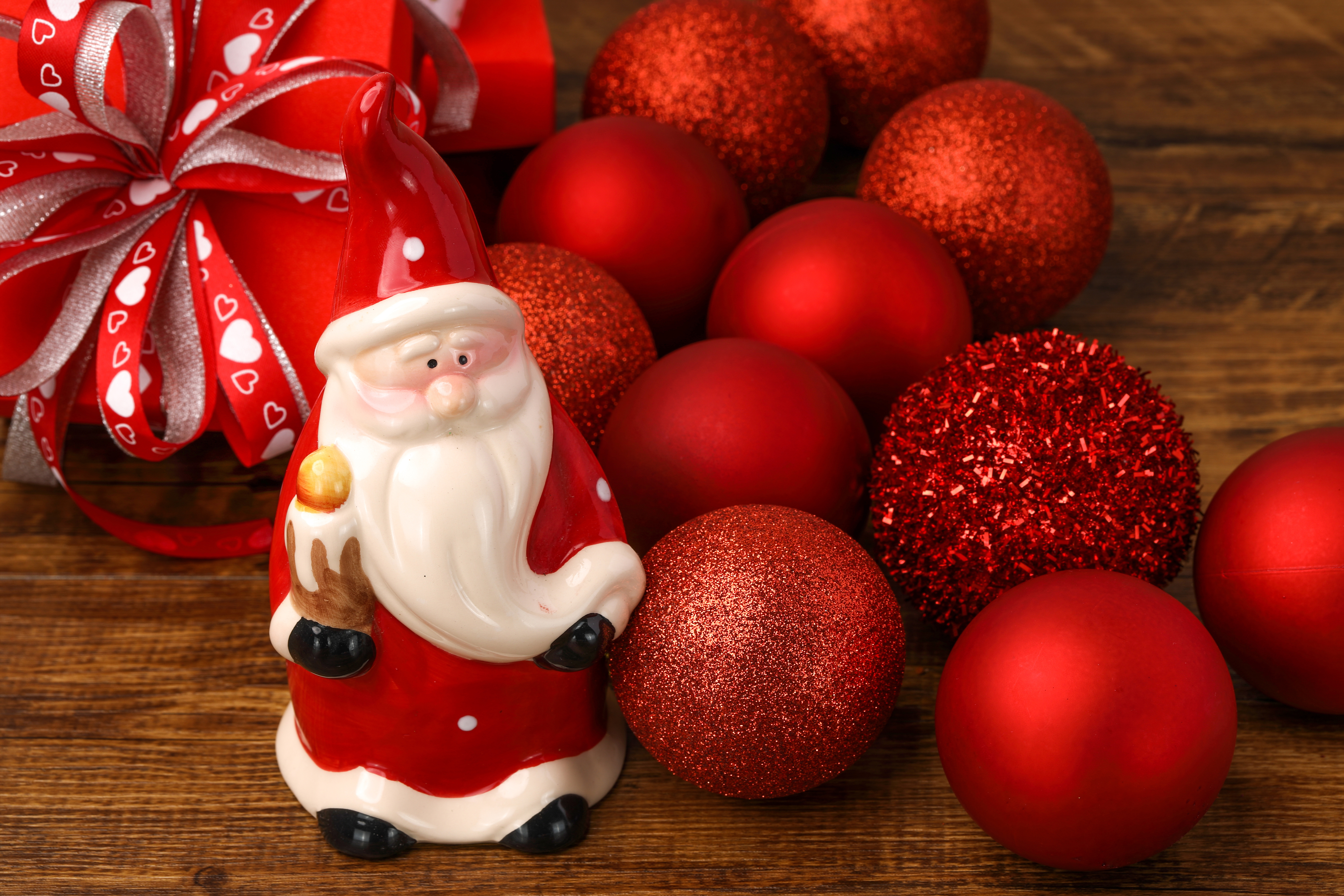 Christmas Baubles from Poland – Tradition, Craftsmanship and Global Appeal